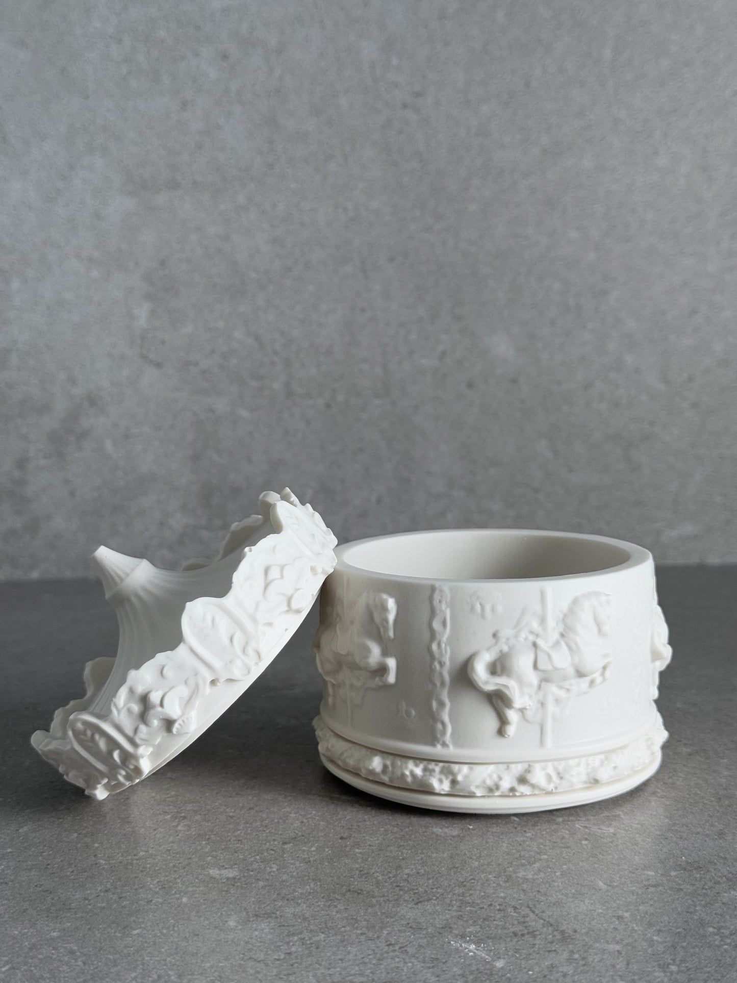 Carousel trinket box