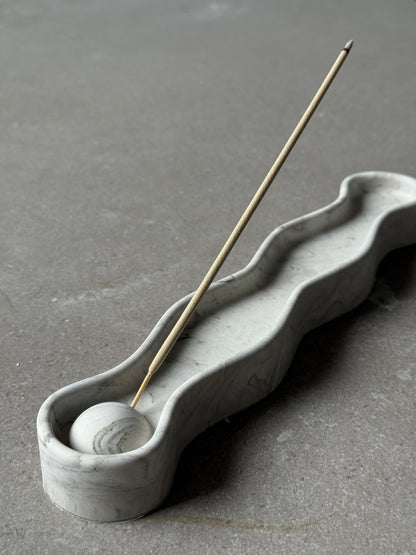 Ripple incense holder