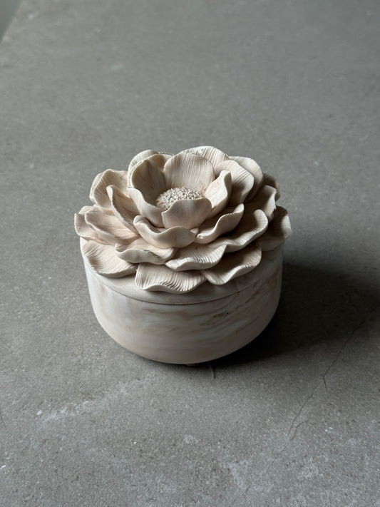 Camellia trinket box