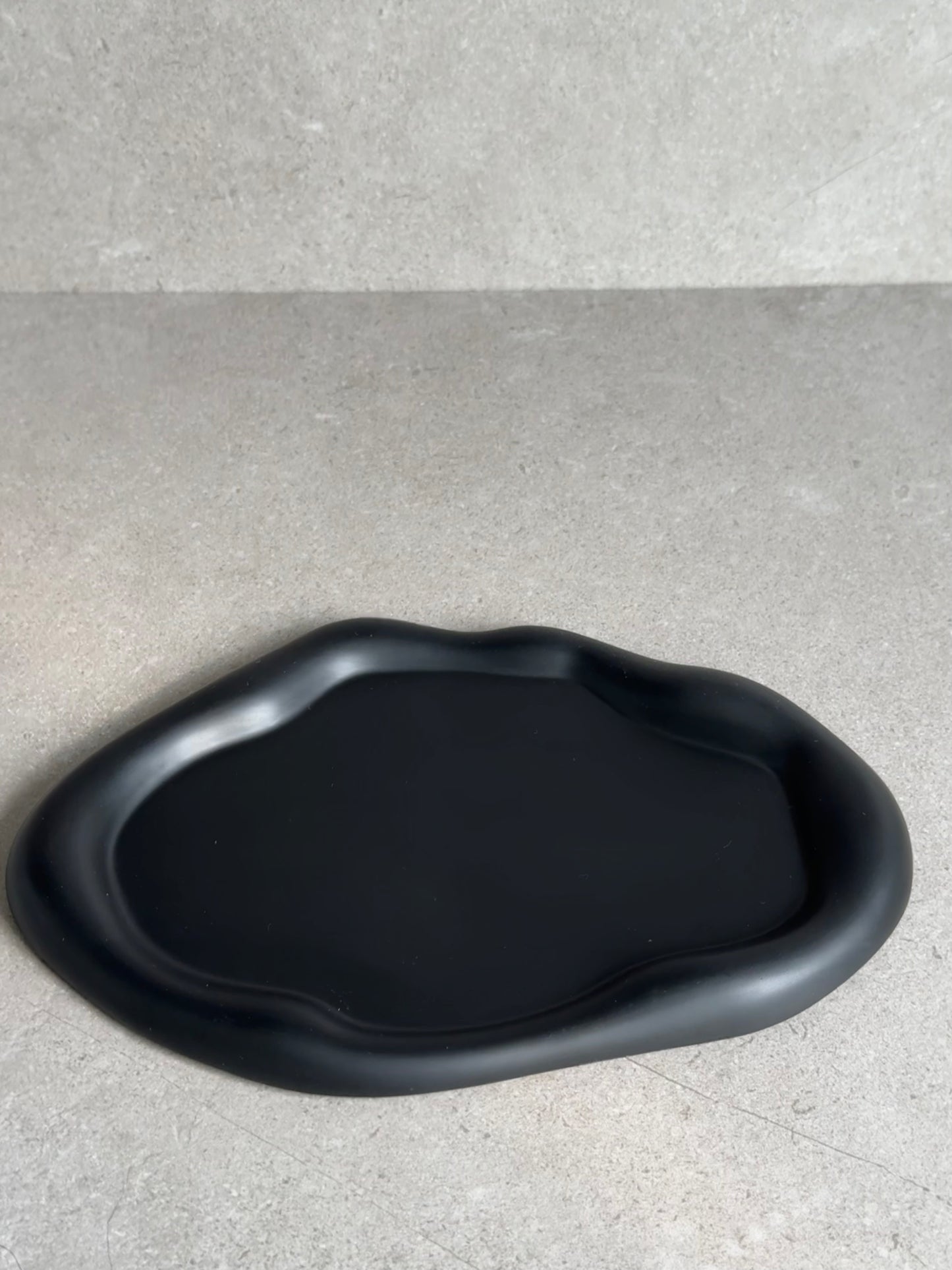 Cloud tray oval